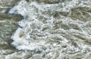 Solothurn SO - Hochwasser: Bringen Sie sich und Rettungskräfte nicht unnötig in Gefahr