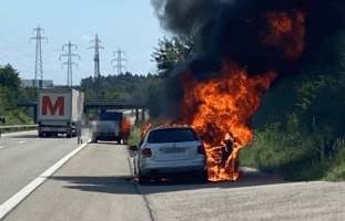 Derendingen - Strassensperrung nach Brand auf der A1