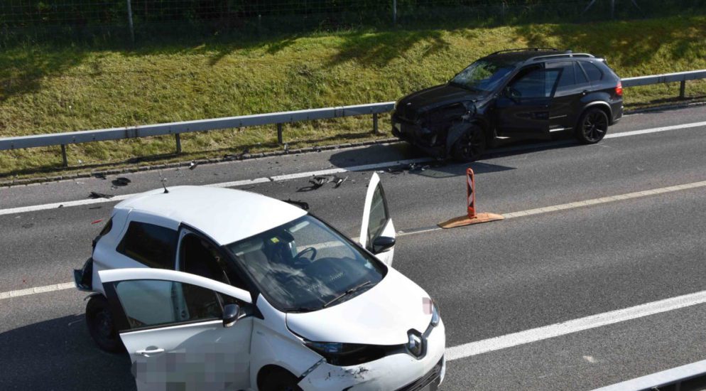 Wagen SG: 37-Jähriger wird bei Auffahrunfall mit Wucht weggeschleudert