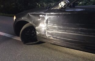 Stadt Schaffhausen: Heftiger Crash zwischen zwei Autos