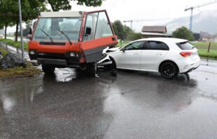 Sargans SG: Verkehrsunfall beim Überholen